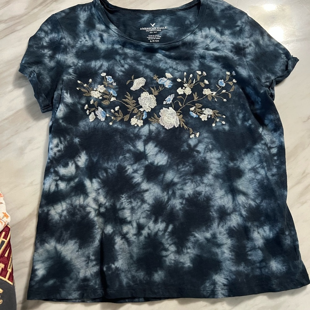 American Eagle Outfitters Navy Tie-Dye Floral Tee